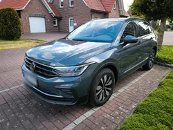 Grau Gebraucht 2024 VW Tiguan Move SUV | 34.750 € (Superpreis)