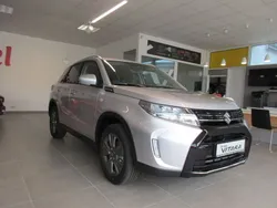 Silky silver Neu 2025 Suzuki Vitara Comfort SUV | 24.790 € (Fairer Preis)