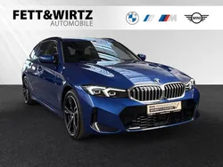Portimao blau metallic Gebraucht 2024 BMW 330 M Sport Kombi | 41.400 € (Superpreis)