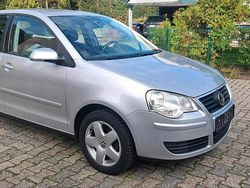 Silber Gebraucht 2005 VW Polo Kleinwagen | 1.000 € (Guter Preis)