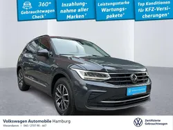Uranograu Gebraucht 2024 VW Tiguan Life SUV | 31.750 € (Superpreis)
