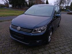 Blau Gebraucht 2012 VW Touran Van / Kleinbus | 5.299 € (Guter Preis)