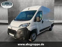 Icy white Gebraucht 2024 Toyota Proace Van | 37.990 €