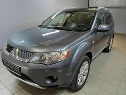 Grau Gebraucht 2010 Mitsubishi Outlander Intense SUV | 6.300 € (Etwas zu teuer)