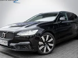 Schwarz Gebraucht 2024 Volvo V90 Plus Kombi | 56.890 € (Fairer Preis)