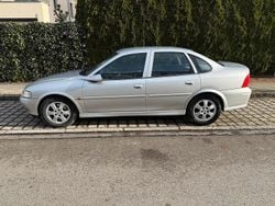 Silber Gebraucht 2001 Opel Vectra Limousine | 2.700 €