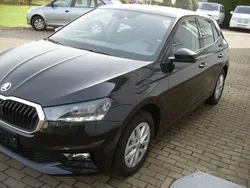 Schwarzmagic perleffekt Gebraucht 2024 Skoda Fabia Selection Limousine | 14.950 € (Superpreis)