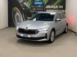 Silber Neu 2024 Skoda Octavia Selection Kombi | 32.990 € (Fairer Preis)