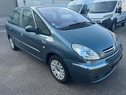 Grau Gebraucht 2008 Citroën Xsara Picasso Van / Kleinbus | 3.800 € (Etwas zu teuer)