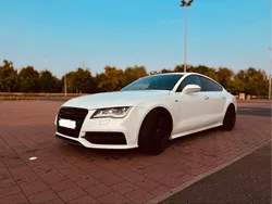 Weiß Gebraucht 2011 Audi A7 Ambiente Kleinwagen | 22.499 € (Teuer)
