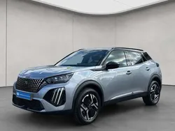 Selenium grau metallic Gebraucht 2024 Peugeot 2008 GT SUV | 25.490 € (Etwas zu teuer)