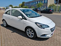 Weiß Gebraucht 2017 Opel Corsa Color Edition Kleinwagen | 2.999 € (Guter Preis)