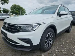 Pure white Gebraucht 2023 VW Tiguan Life SUV | 23.990 € (Guter Preis)