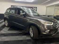 Grau Gebraucht 2019 Ford Kuga SUV | 13.480 € (Guter Preis)
