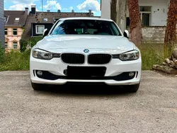 Weiß Gebraucht 2013 BMW 320 Sport Line Kombi | 6.850 € (Guter Preis)