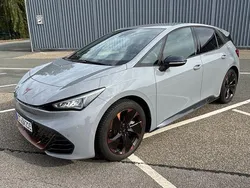 Grau Gebraucht 2023 Cupra Born Kleinwagen | 26.500 € (Fairer Preis)