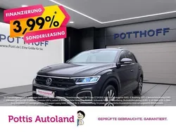 Schwarz Gebraucht 2023 VW T-Roc Move SUV | 29.977 € (Fairer Preis)