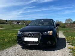 Schwarz Gebraucht 2012 Audi A1 Sportback Attraction Kleinwagen | 10.499 € (Teuer)