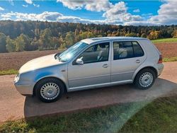 Silber Gebraucht 2000 VW Golf IV Limousine | 2.500 € (Fairer Preis)
