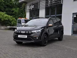 Perlmuttschwarz metallic Neu 2025 Dacia Jogger Extreme Van / Kleinbus | 24.440 € (Etwas zu teuer)
