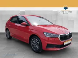 Rot Gebraucht 2023 Skoda Fabia Tour Limousine | 18.480 € (Fairer Preis)