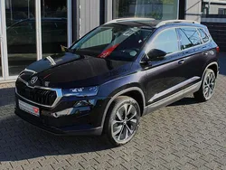 Schwarzmagic perleffekt Neu 2025 Skoda Karoq Selection SUV | 37.990 € (Etwas zu teuer)