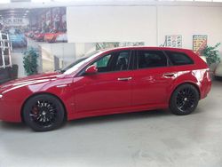 Alfa rosso Gebraucht 2012 Alfa Romeo 159 Turismo Kombi | 13.950 €