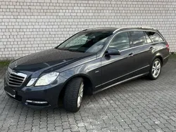 Grau Gebraucht 2010 Mercedes E200 Avantgarde Kombi | 8.900 € (Fairer Preis)