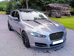 Silber Gebraucht 2012 Jaguar XF Limousine | 13.500 €