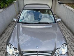 Gebraucht 2005 Mercedes C180 Elegance Limousine | 7.200 € (Teuer)