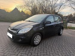 Schwarz Gebraucht 2012 Hyundai i20 Classic Kleinwagen | 2.100 € (Guter Preis)