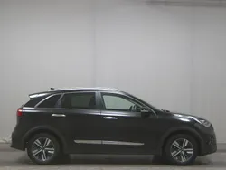 Schwarz Gebraucht 2020 Kia Niro Spirit SUV | 16.480 € (Fairer Preis)