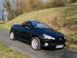 Schwarz Gebraucht 2005 Peugeot 206 CC Platinum Cabrio | 4.400 € (Teuer)