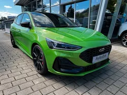 Grün Neu 2024 Ford Focus ST Limousine | 44.390 € (Fairer Preis)