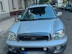 Grau Gebraucht 2005 Hyundai Santa Fe SUV | 2.290 €
