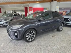 Grau Gebraucht 2019 Kia Stonic Platinum Edition SUV | 15.490 € (Fairer Preis)