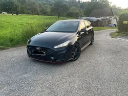 Schwarz Gebraucht 2022 Hyundai i30 Edition Limousine | 34.000 € (Teuer)