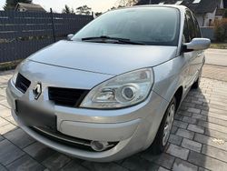 Silber Gebraucht 2006 Renault Scénic II Van / Kleinbus | 1.490 € (Fairer Preis)