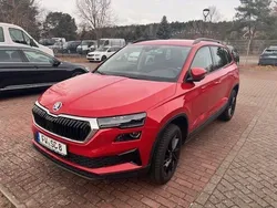 Rot Gebraucht 2024 Skoda Karoq Selection SUV | 38.950 € (Teuer)