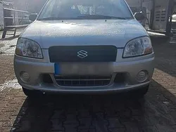 Silber Gebraucht 2001 Suzuki Ignis Kleinwagen | 1.550 €