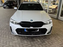 Weiß Gebraucht 2023 BMW 320 M Sport Kombi | 36.999 € (Guter Preis)