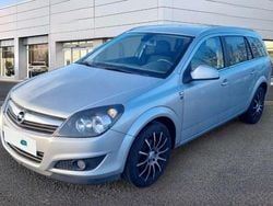 Silber Gebraucht 2010 Opel Astra Kombi | 3.990 € (Guter Preis)