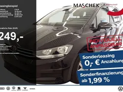 Deep black perleffekt Gebraucht 2024 VW Touran Comfortline Van / Kleinbus | 29.330 € (Superpreis)