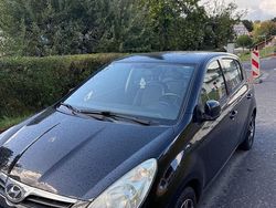 Schwarz Gebraucht 2012 Hyundai i20 Edition Kleinwagen | 1.200 € (Guter Preis)