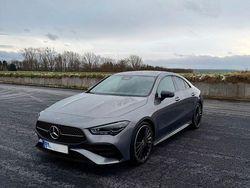 Grau Gebraucht 2024 Mercedes 250 AMG line Coupé | 40.400 € (Fairer Preis)