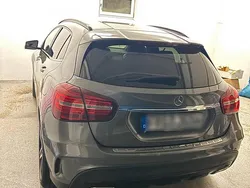 Grau Gebraucht 2019 Mercedes GLA220 SUV | 23.500 € (Guter Preis)