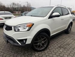 Weiß Gebraucht 2015 Ssangyong (KGM) Korando Crystal SUV | 4.990 € (Fairer Preis)