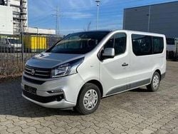 Hellgrau Gebraucht 2019 Fiat Talento Family Van | 19.998 € (Etwas zu teuer)
