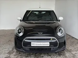 Midnight black Gebraucht 2022 Mini Cooper SE Kleinwagen | 18.889 € (Fairer Preis)