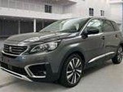 Grau Gebraucht 2020 Peugeot 5008 Allure SUV | 21.900 € (Teuer)
